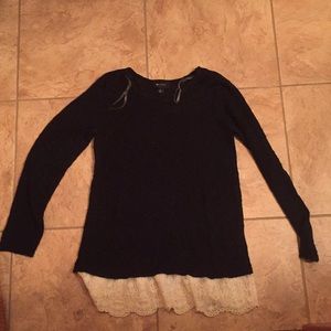 Women's crew neck sweater